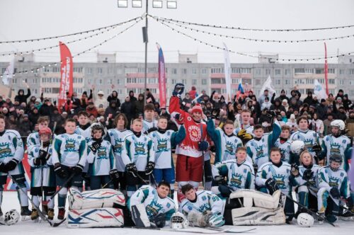 Более 2500 зрителей посетили матч Легенд хоккея с жителями Коломны — Спорт в Москве