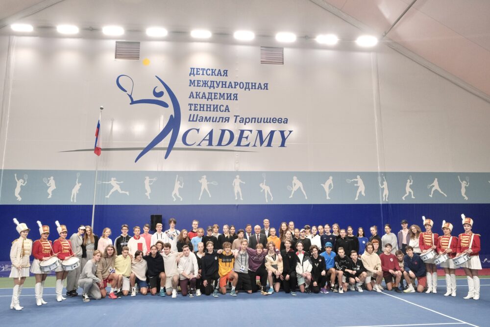В Подмосковье проходит международный турнир по большому теннису