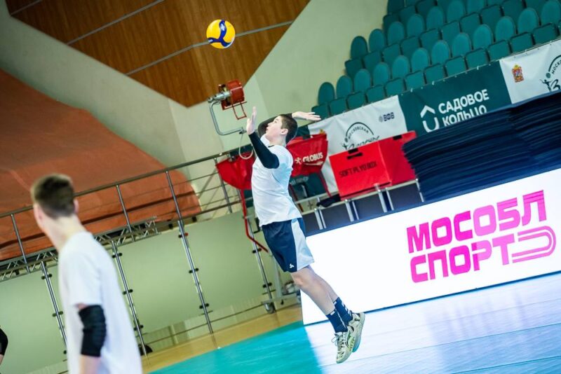 В Подмосковье стартовал турнир «Волейбольная семья» — Спорт в Москве