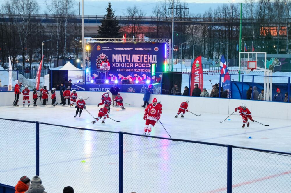 Легенды хоккея взяли реванш у команды жителей Подольска