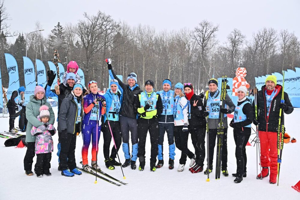 600 любителей лыж собрались на старте этапа соревнований TOPSKI FAMILY в Одинцове — Спорт в Москве
