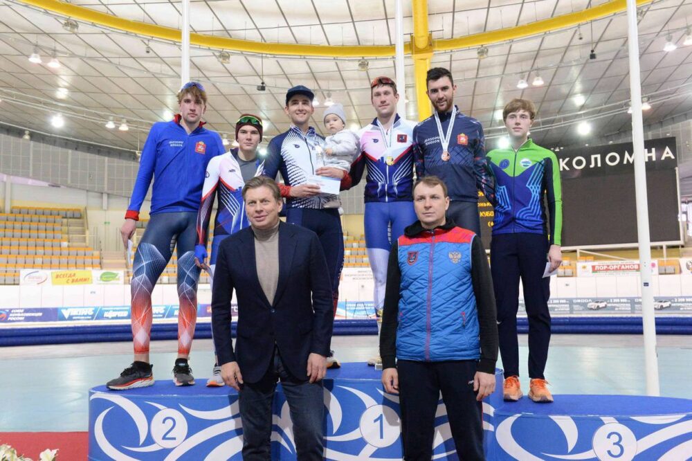 Тринадцать медалей завоевали подмосковные конькобежцы в финале Кубка России