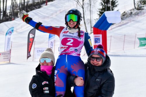 Подмосковная спортсменка завоевала четыре медали на чемпионатах России по горнолыжному спорту — Спорт в Москве