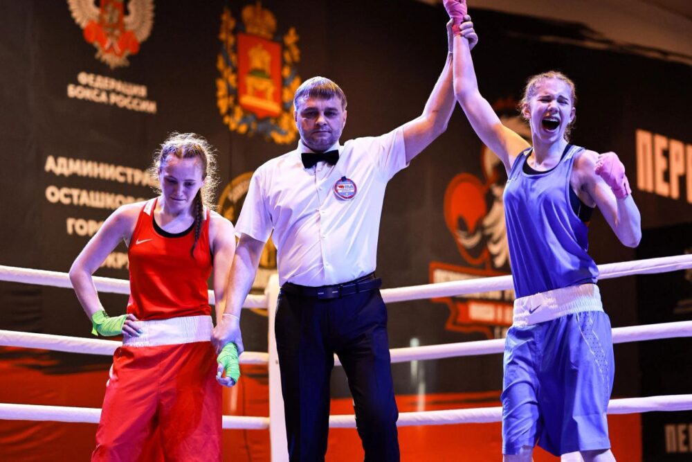 Подмосковные спортсменки завоевали четыре медали на первенстве России по боксу — Спорт в Москве