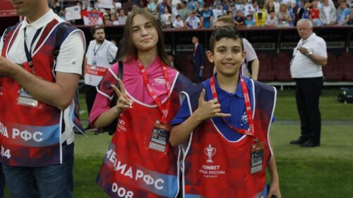 Подмосковный школьник стал фотокорреспондентом на суперфинале Кубка России по футболу — Спорт в Москве