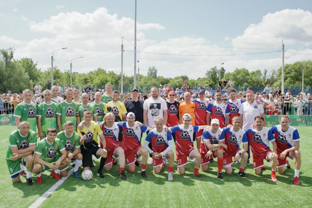 Более 3000 зрителей посетили первый матч «Легенд футбола» в Луховицах — Спорт в Москве
