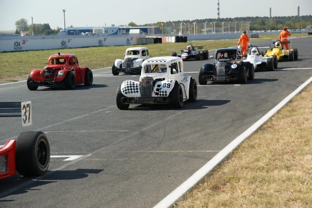 7 сентября в Мячково на ADM Raceway завершился Чемпионат Московской области по кольцевым гонкам 2024 — Спорт в Москве