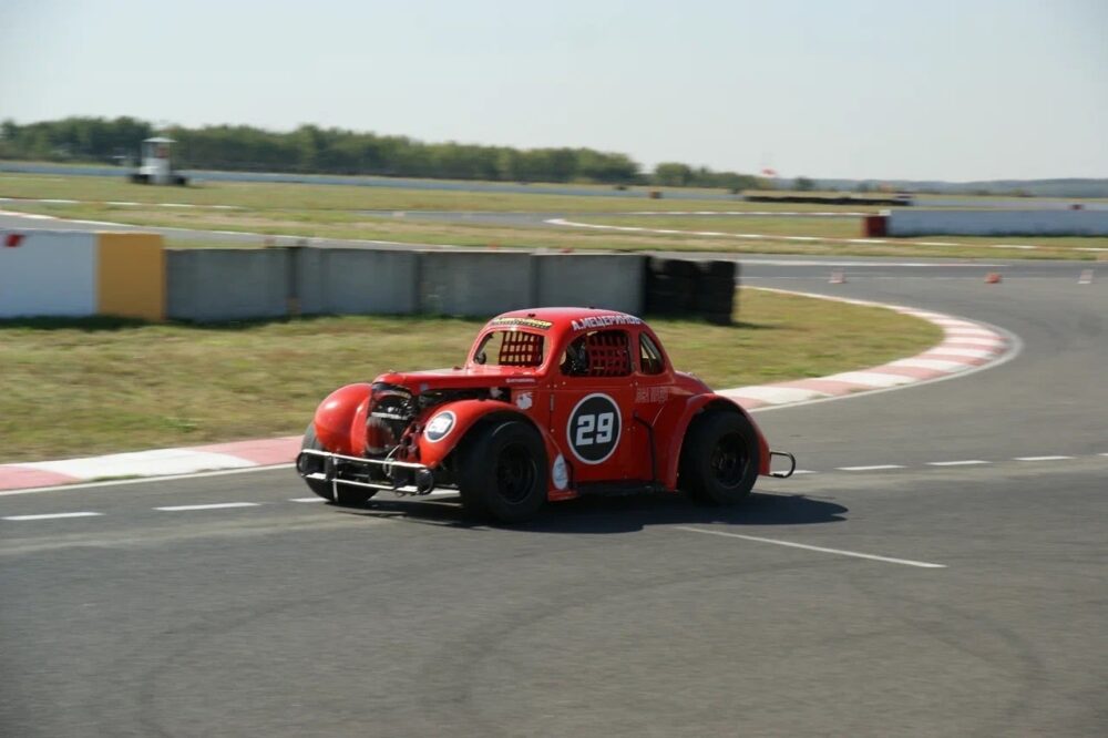 7 сентября в Мячково на ADM Raceway завершился Чемпионат Московской области по кольцевым гонкам 2024