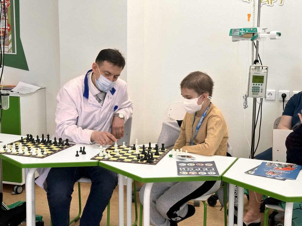 «Я борюсь до конца! – в онкоцентре состоялся сеанс одновременной игры в шахматы