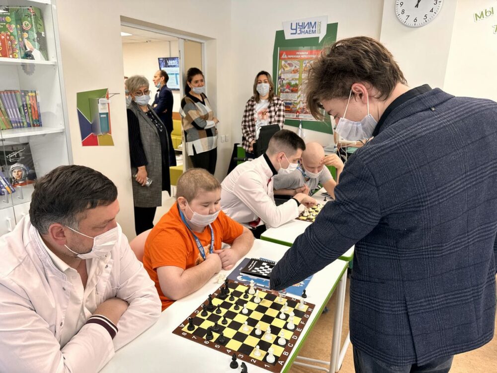 «Я борюсь до конца! – в онкоцентре состоялся сеанс одновременной игры в шахматы
