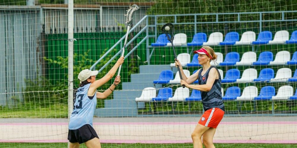 Лякросс, кила и цигун: какие тренировки проходят осенью на ВДНХ — Спорт в Москве