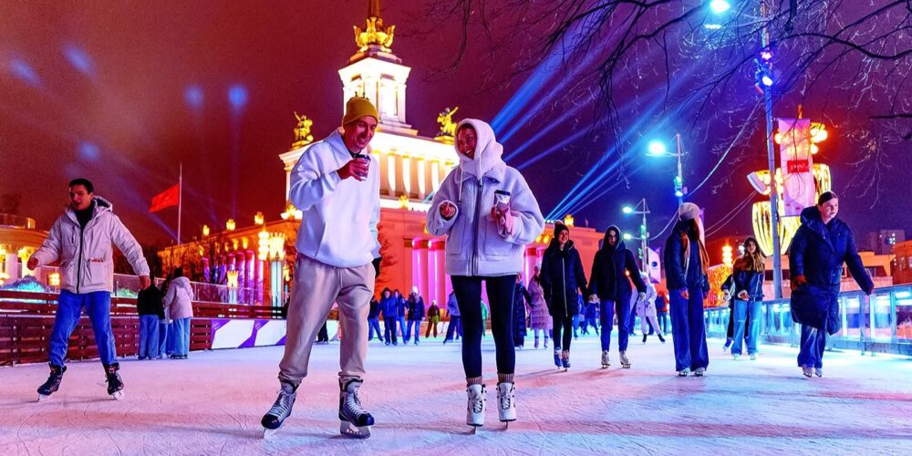 «Зима в Москве»: что ждет посетителей ледового катка на ВДНХ — Спорт в Москве