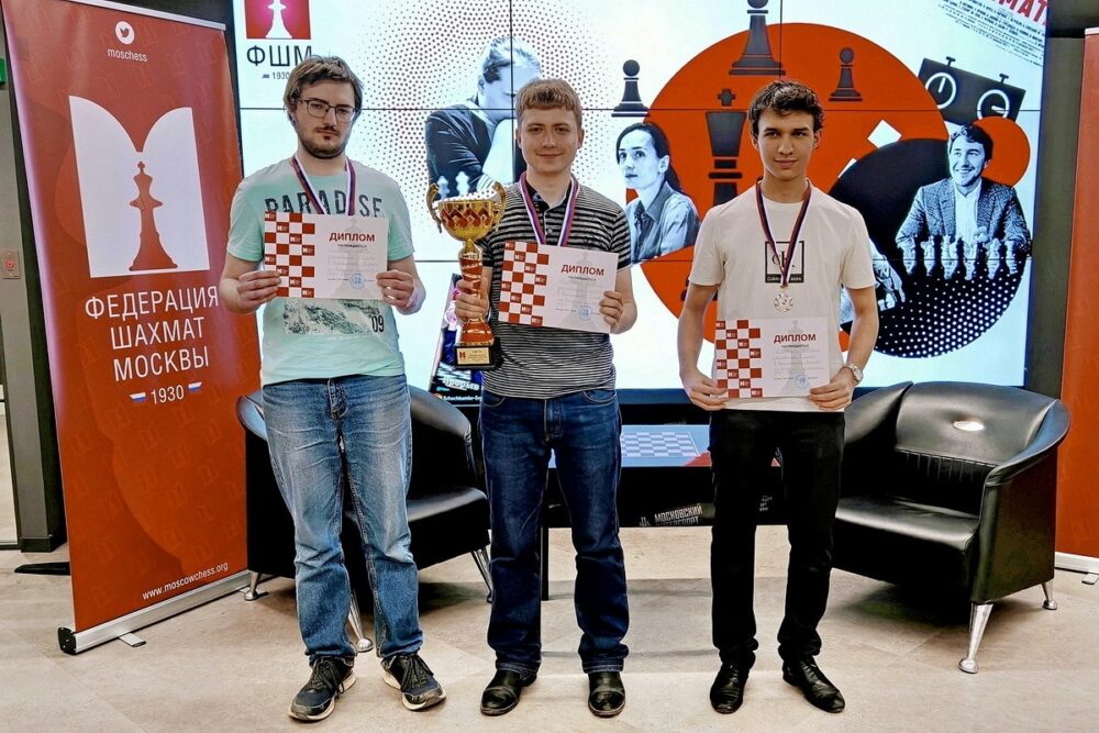 Кирилл Козионов и Екатерина Борисова – чемпионы Москвы по быстрым шахматам — Спорт в Москве
