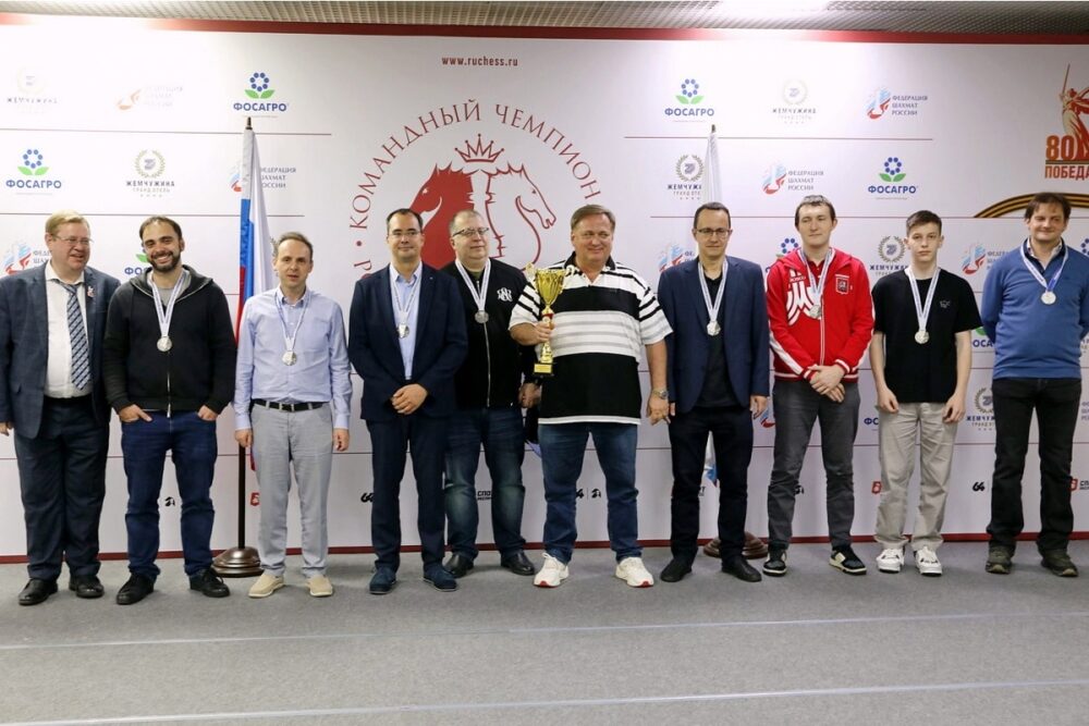 Московские команды завоевали шесть медалей на чемпионате и первенстве России по классике — Спорт в Москве