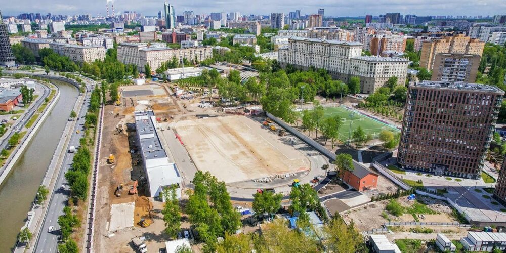 На стадионе «Металлург» обустраивают универсальное поле для игры в футбол и регби — Спорт в Москве