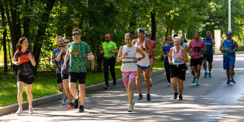 Ночной забег пройдет на ВДНХ — Спорт в Москве