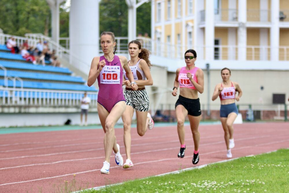Двадцать медалей завоевали подмосковные легкоатлеты на чемпионате и первенстве России — Спорт в Москве