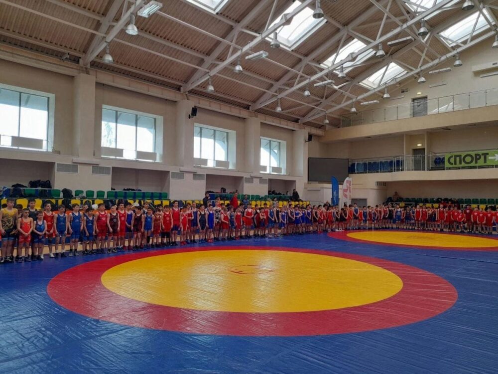 800 спортсменов выступили на первых соревнованиях турнира «Кубок Губернатора» в Подмосковье