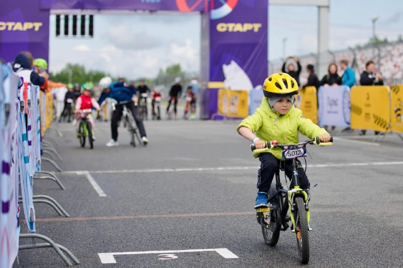 2000 участников вышли на старт первого в сезоне велозаезда Gran Fondo в Волоколамске