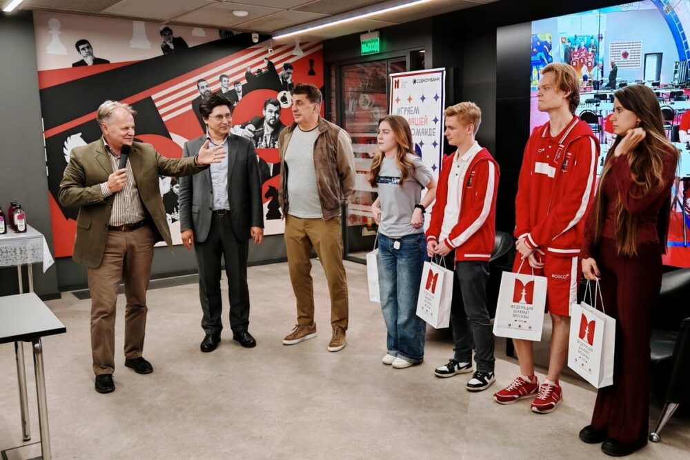 ФШМ поздравила юниорскую сборную с успешным выступлением на Спартакиаде — Спорт в Москве