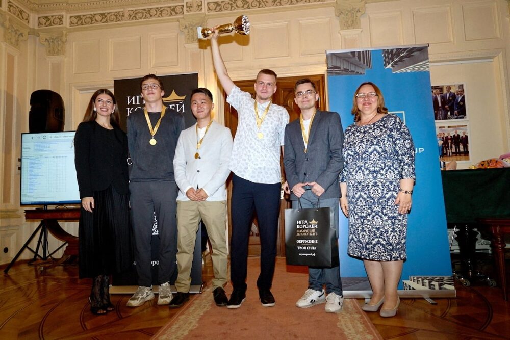 Команда SkillStaff выиграла этап Кубка России по блицу среди клубных команд «Игра Королей» — Спорт в Москве
