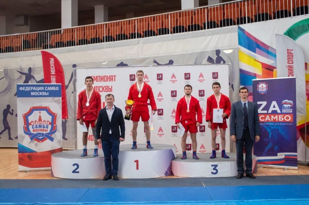 Студенты МГУСиТ взяли 