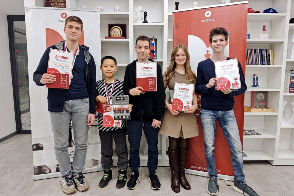 Роман Шогджиев – победитель 16 этапа Кубка Москвы по рапиду — Спорт в Москве