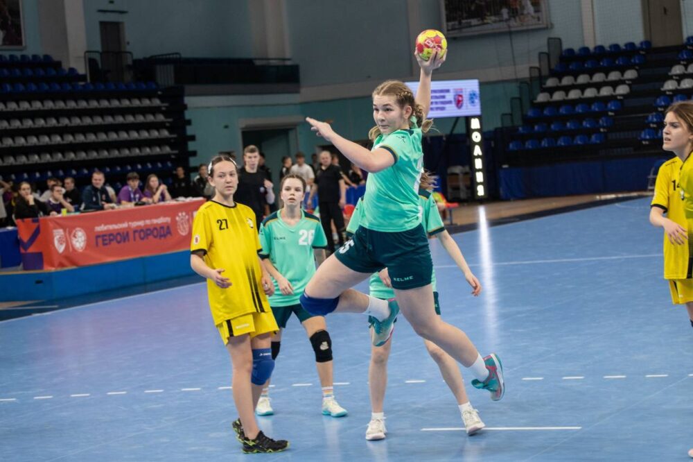 61 команда примет участие в любительском турнире по гандболу «Герои города» в Чехове — Спорт в Москве