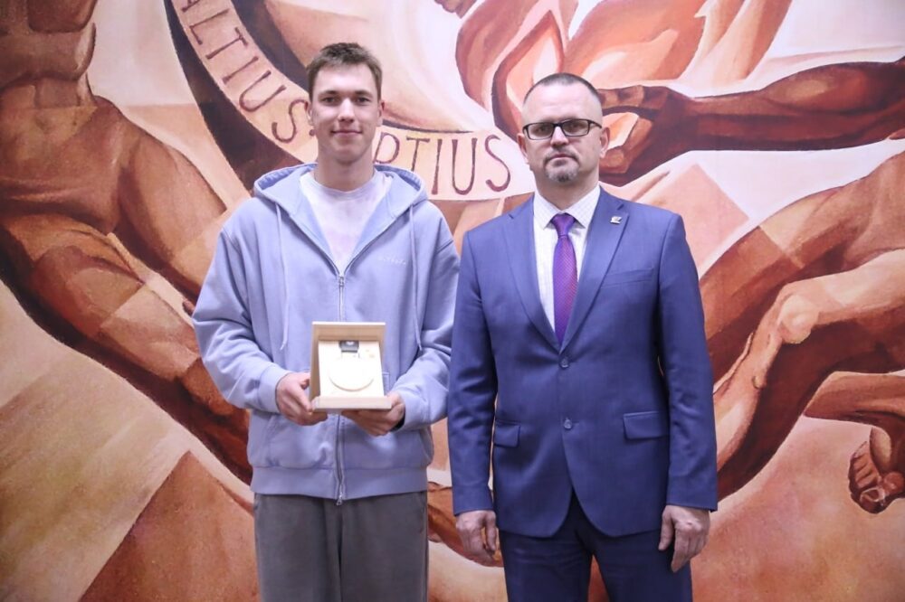 Встреча с чемпионом Сурдлимпийских игр прошла в РУС «ГЦОЛИФК»! — Спорт в Москве