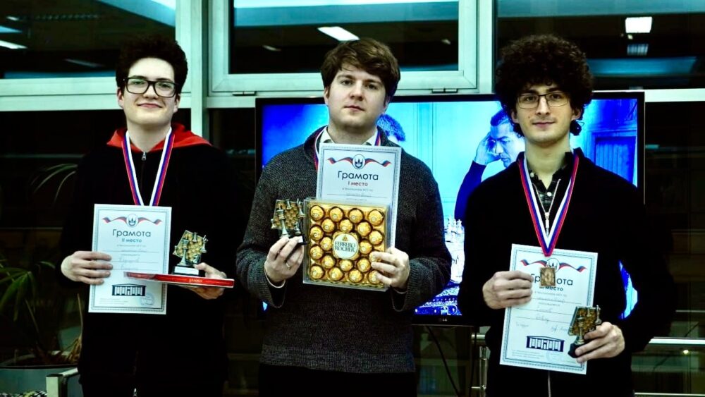 10 декабря в стенах экономического факультета МГУ прошел долгожданный финал Чемпионата МГУ по блицу (шахматы) — Спорт в Москве