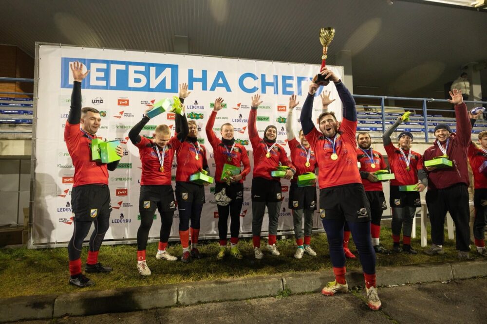 Мужская и женская команды «ВВА-Подмосковье» стали победителями чемпионата России по регби на снегу — Спорт в Москве