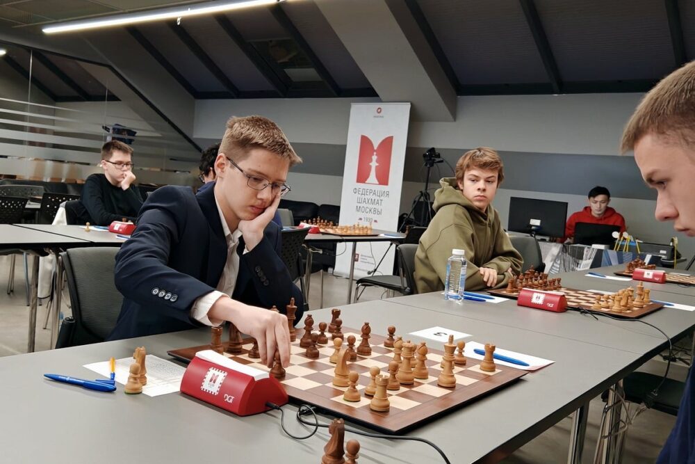 Турнир с нормой гроссмейстера стартовал в клубе на Тверском бульваре — Спорт в Москве