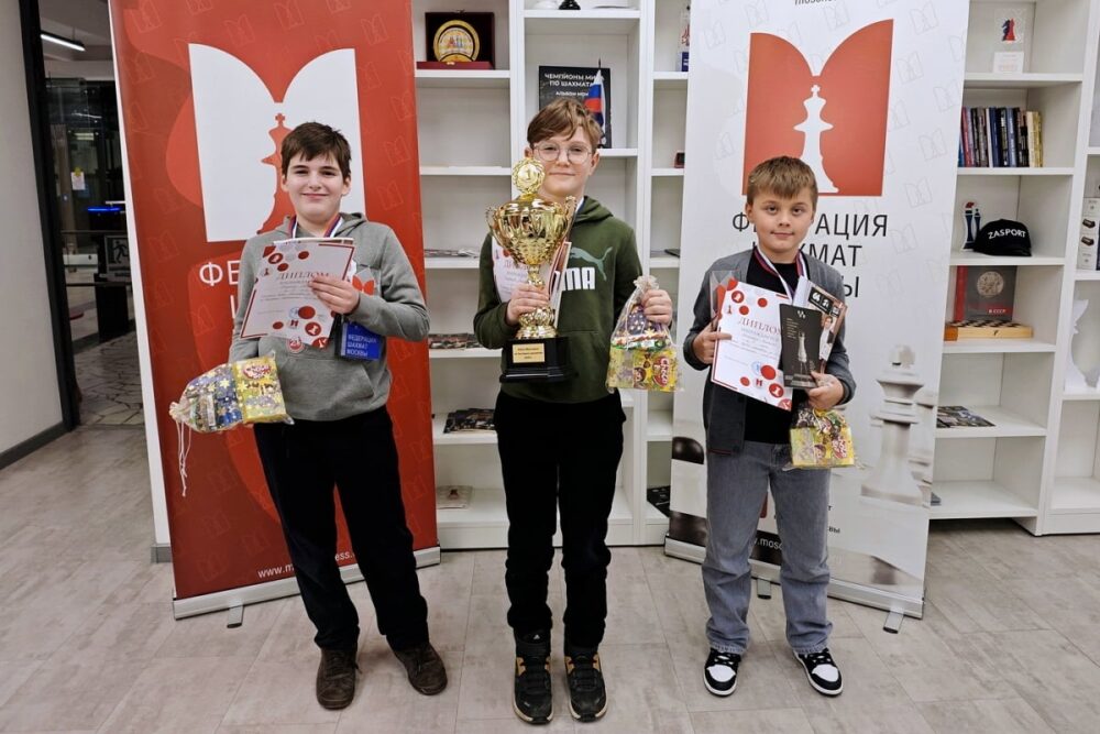 Владимир Батраков и Альмира Арыкбаева – победители Кубка Моссовета до 15 лет по рапиду — Спорт в Москве