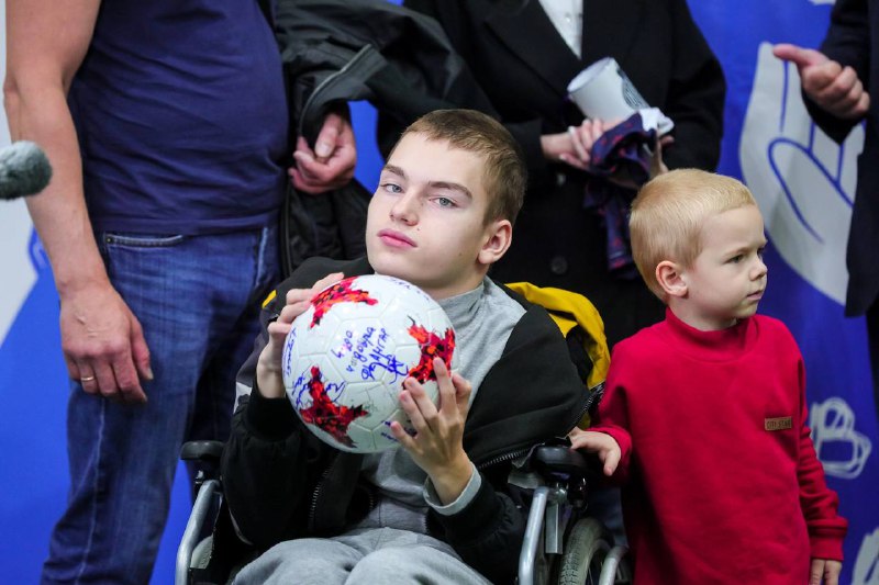 Участники благотворительного турнира по футболу в Балашихе собрали более 600 000 рублей