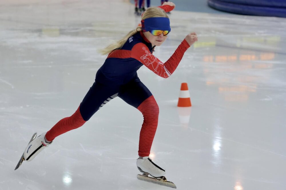 Всероссийские соревнования по конькобежному спорту «Лед надежды нашей» прошли в Коломне — Спорт в Москве