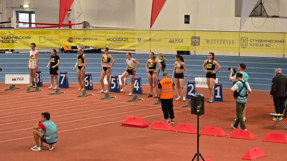 Студенты РУС «ГЦОЛИФК» одержали победу на втором этапе «Студенческого кубка бегового сообщества»! — Спорт в Москве