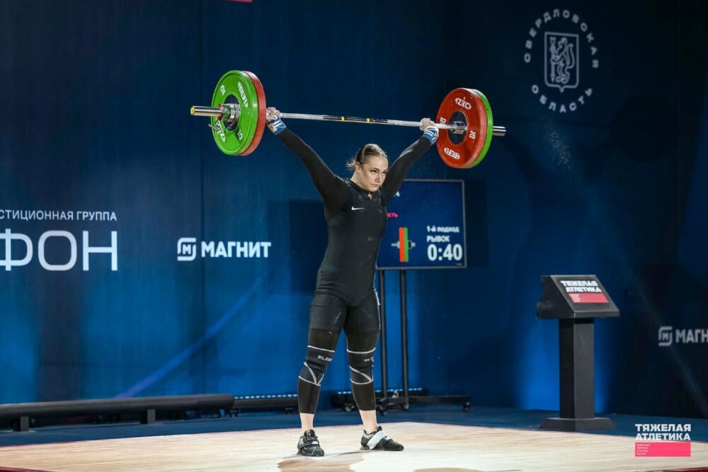 Подмосковные тяжелоатлеты завоевали 28 медалей на первенстве России — Спорт в Москве