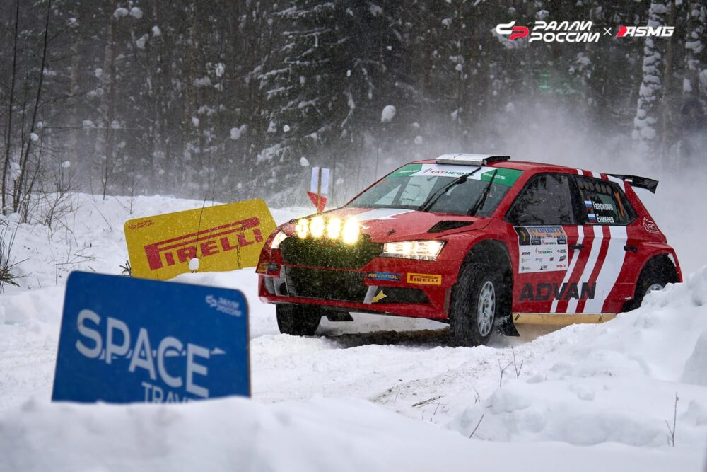 Жаркий финал зимы: Клим Гаврилов выигрывает ралли «Карелия» 2026 — Спорт в Москве