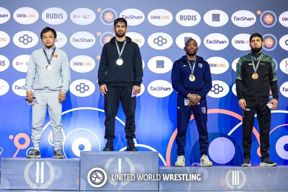 Подмосковные борцы завоевали три медали на международном турнире в Албании — Спорт в Москве