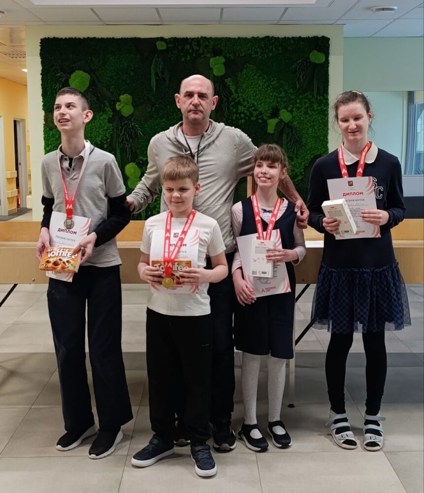 Турнир по настольному теннису (спорт слепых) для детей-инвалидов по зрению, посвященный Международному женскому дню — Спорт в Москве