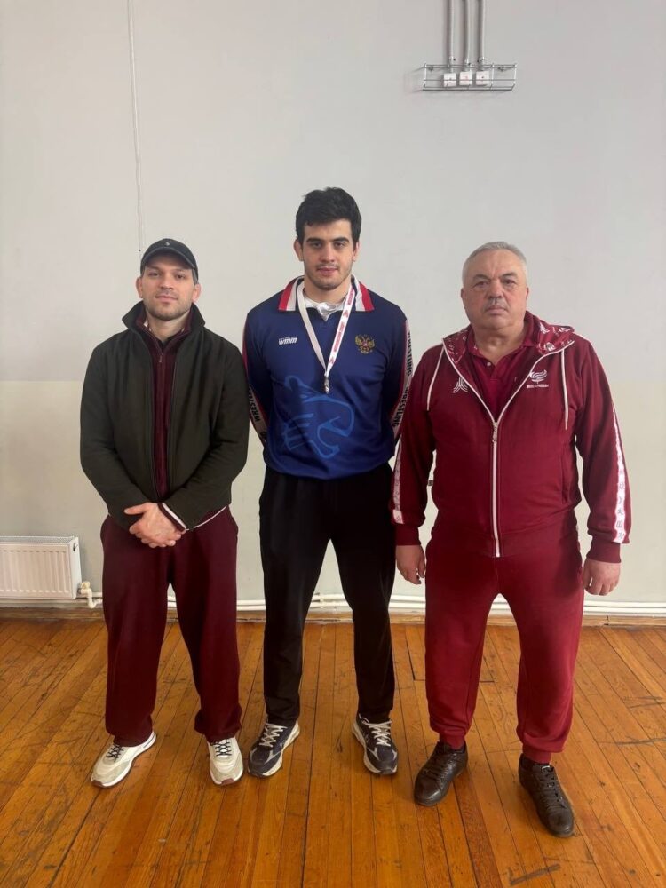 11-12 марта на коврах СК «Олимпийская деревня-80» прошло Первенство города Москвы по вольной борьбе среди юниоров в возрастной категории до 24 лет — Спорт в Москве