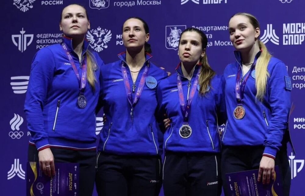 Яна Егорян завоевала серебро международных соревнований по фехтованию — Спорт в Москве