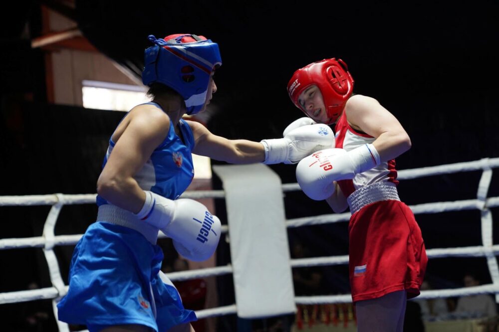 22 медали завоевали подмосковные юниорки на первенстве ЦФО по боксу — Спорт в Москве
