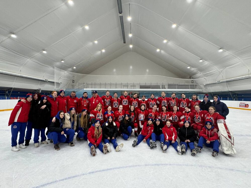 Сборная Москвы стала второй на Первенстве России среди юниорок до 18 лет — Спорт в Москве