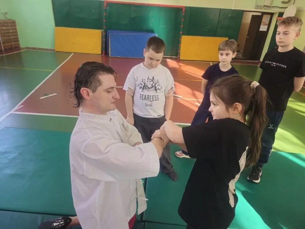 Мастер-класс по мьянманскому таингу прошел 21 марта в школе № 218 — Спорт в Москве