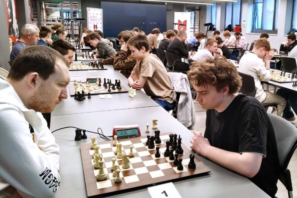 На чемпионате Москвы по рапиду после первого дня образовалась пятерка лидеров — Спорт в Москве