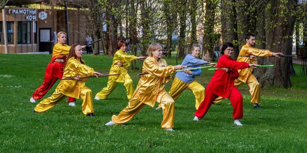 Мастер-классы и показательные выступления: как отметить Всемирный день тайцзицюань и цигуна на ВДНХ — Спорт в Москве