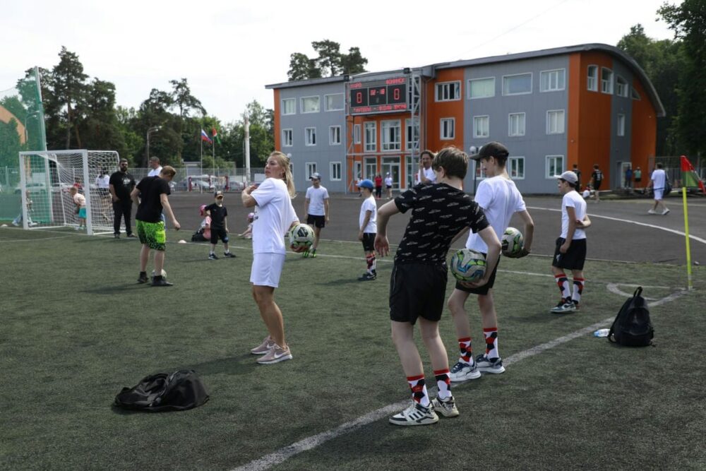 Свыше 300 детей приняли участие в инклюзивном фестивале «Футбол – школа жизни» в Наро-Фоминске