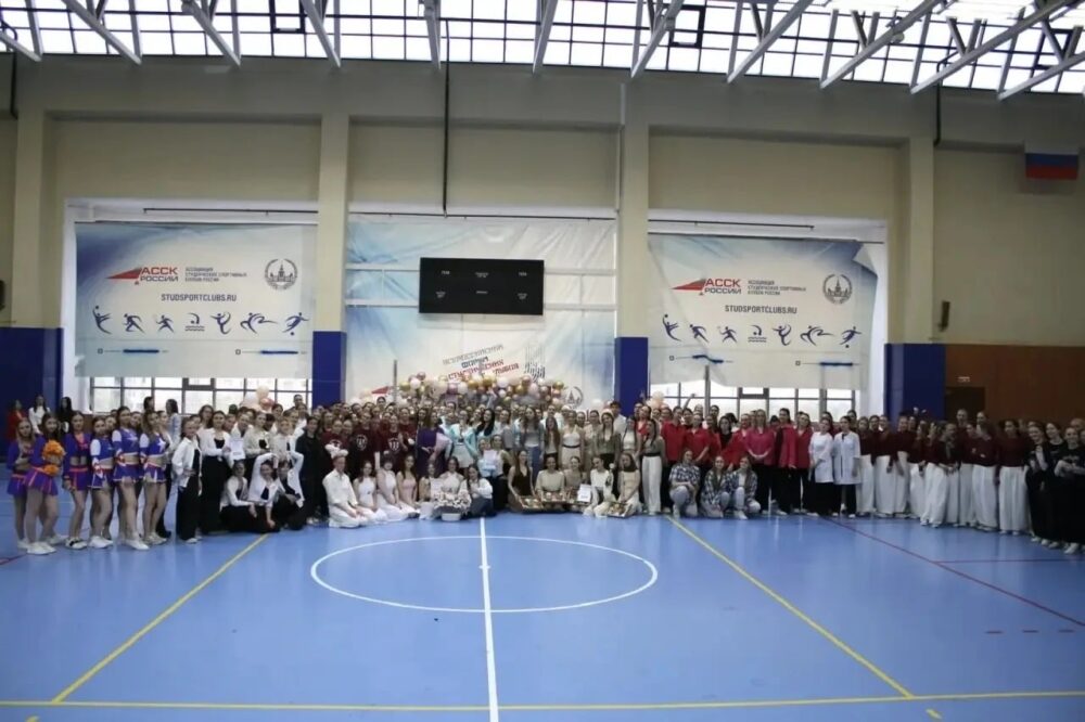Открытое первенство МГУ по чир спорту: море эмоций и зрелищных номеров — Спорт в Москве