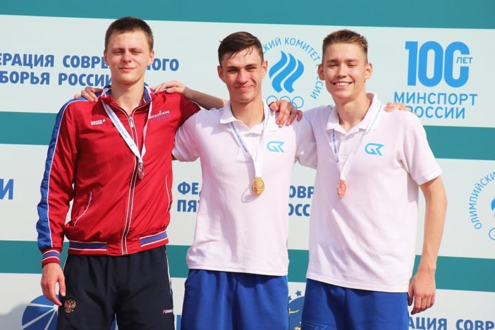 Подмосковный спортсмен завоевал серебряную медаль на первенстве России по современному пятиборью
